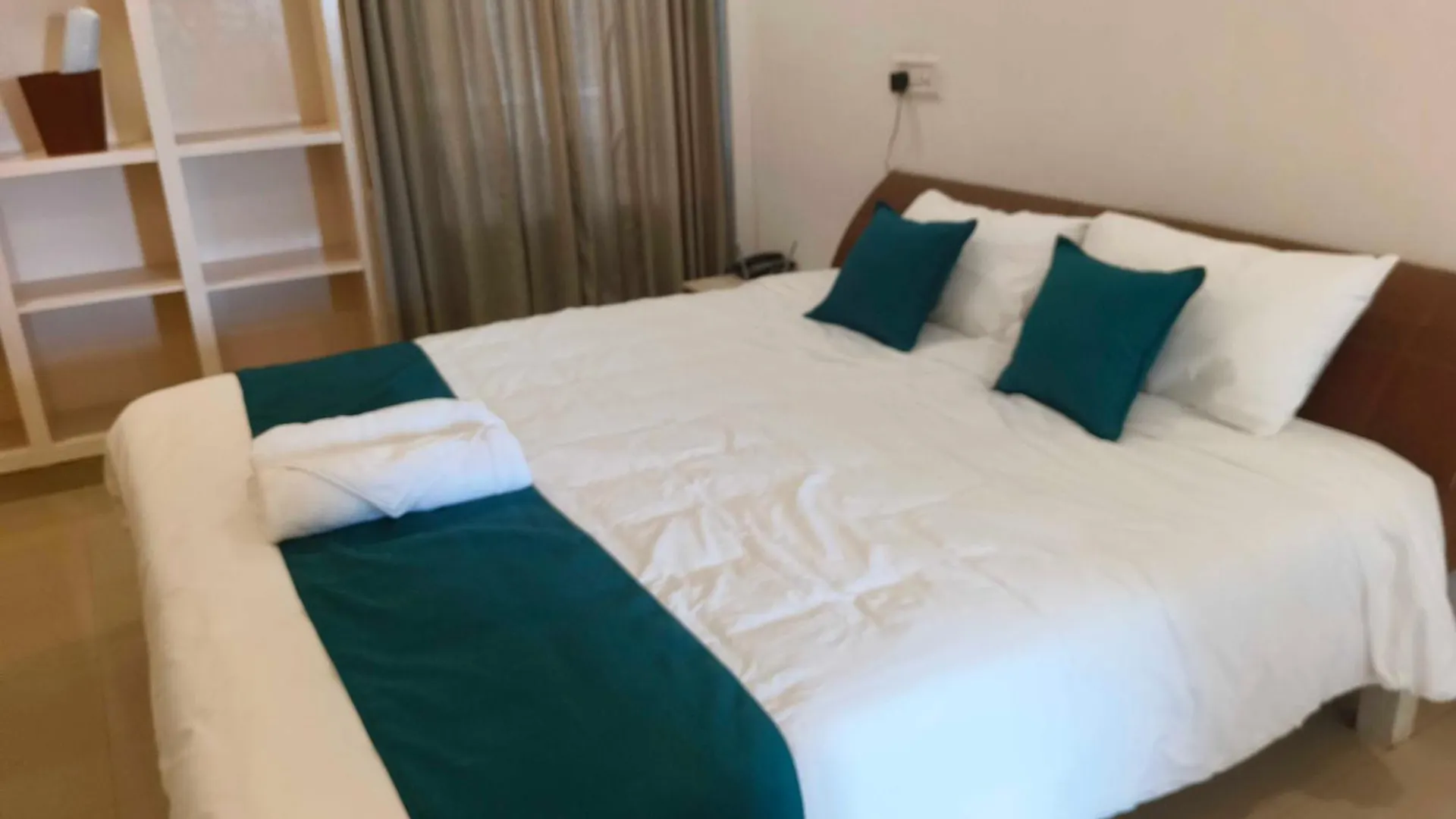 Hotel O Jln Stadium Ernakulam Formerly Peediyal Tower Kochi